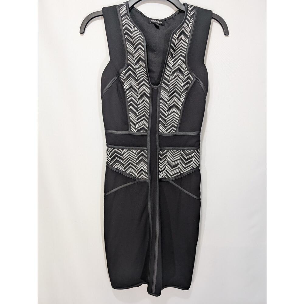 Bebe Black White Chevron Bodycon Mini Dress XS Side Zip